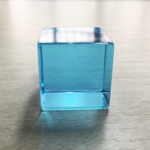 Peso de papel acrílico transparente decorativo 4x4 cm estilo de arte popular logotipo personalizado