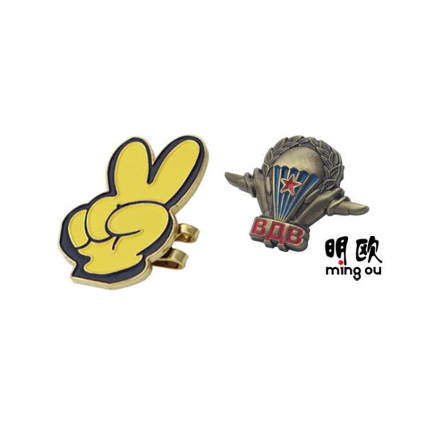 Cute Hand Decorative Lapel Pins , Yellow Victory Lapel Pin Fake Gold Plating