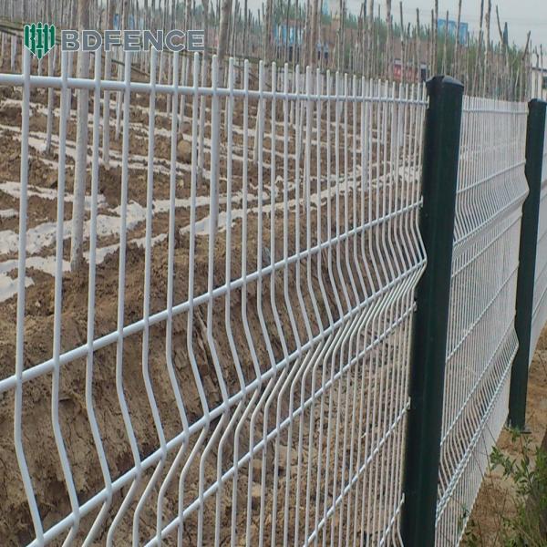 High-carbon V Mesh Security Fencing Rustproof