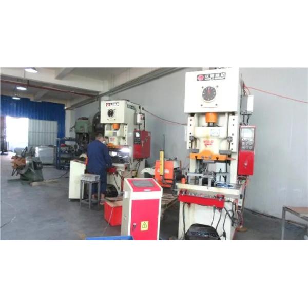 Металлическая/цинковая крыша Солнечная панель Монтаж 4 шт. Черные Z-клапаны для установки панели