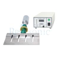 Equipamento de corte de alimentos por ultra-som com superfícies de corte limpas e lisas