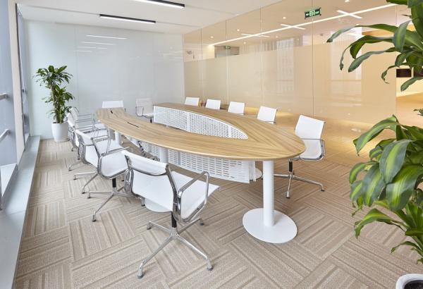 Fixed Armrest Mesh Managers Chair , Modern White Office Chair Net Weight 11kg
