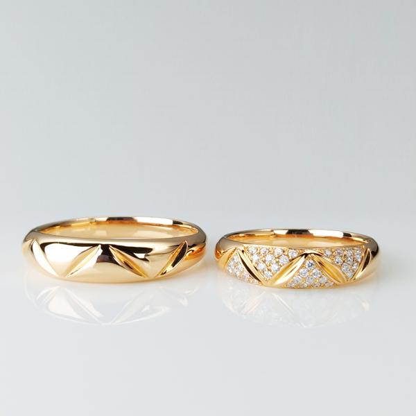 Round Thick Texture OEM 18K 0.01ct Diamond Wedding Rings