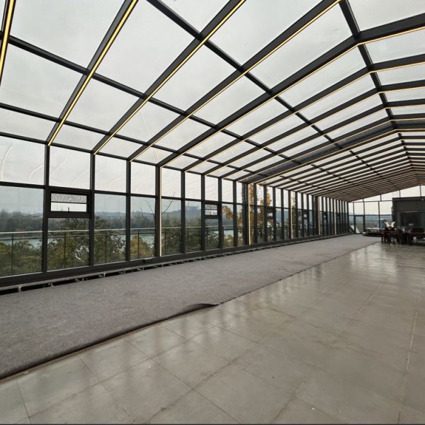 Customized Modern Design Retractable Glass Sunroom Enclosure Prefabricated Wall-Mounted Exterior Foldable House Hotels Parks