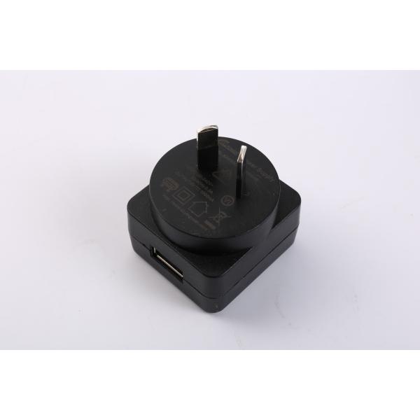 Black Color 6W 5V 1A PD USB Power Adapter 5V 1.2A 5V 0.5A IEC60335 IEC60065
