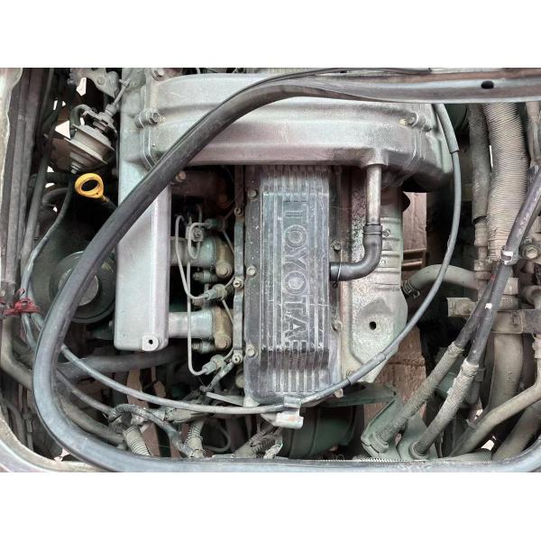 2013 автобус каботажного судна Тойота года 23 используемый местами с краской двигателя дизеля 1Hz новой