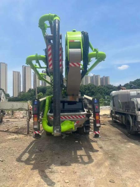 O GS 56X-6RZ recondicionou a mão do caminhão da bomba concreta em segundo transporta a bomba concreta montada