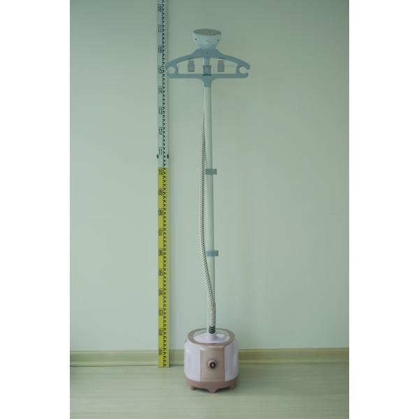 Iron Brush Type Portable Dress Steamer , Pink Handheld Travel Clothes Steamer