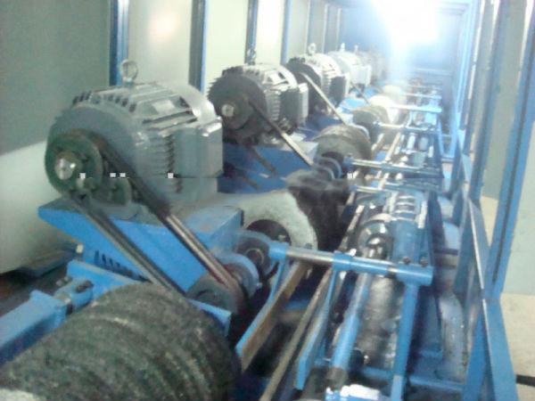 Stainless Steel Round Pipe Metal Polishing Machine With High Efficiency