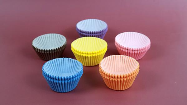 Home bakery grease prooer, baking cup , hellokitty mini cute cup liners, Pack of 1000 standard