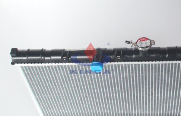 Plastic Aluminum Hyundai Radiator of KIA RIO 2000 AT OEM 0K31H - 15 - 200C