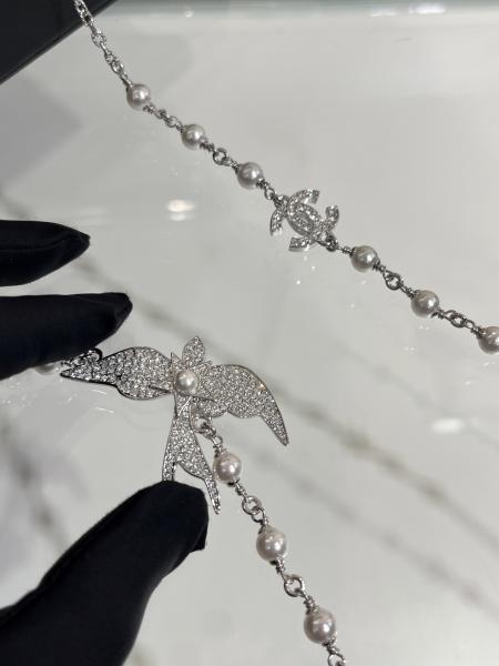 Silver Bird Crystal Pearl Necklace With Double C Design 90-100cm Adjustable Length
