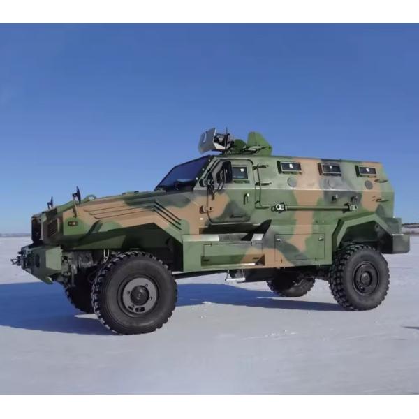 7100 мм × 2600 мм × 2800 мм Военные бронированные машины Баллистическая и взрывная защита полный рабочий день Четырехколесный привод