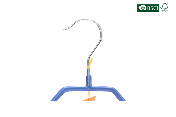 Betterall Durable Widen Shoulder Blue Color Coated Steel PVC Metal Coat Hanger