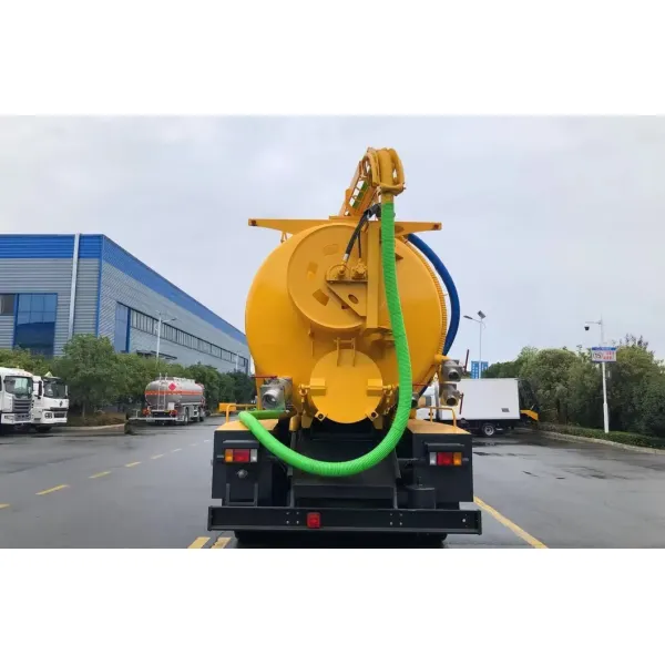 Isuzu 15 Cubic Meter Vacuum Suction Truck, Pipeline Flushing Truck, Sludge Pumping Truck, Factory Price for Sale
