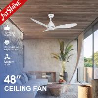 Ventilateur de plafond à commande à distance économe en énergie avec 3 lames en plastique en design décoratif blanc