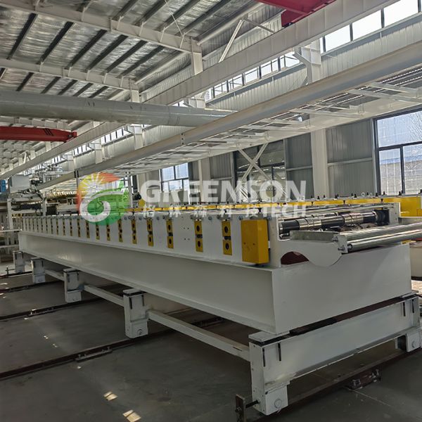 Customized Full-Automatic Rock Wool Sandwich Panel Production Line Easy To Operate