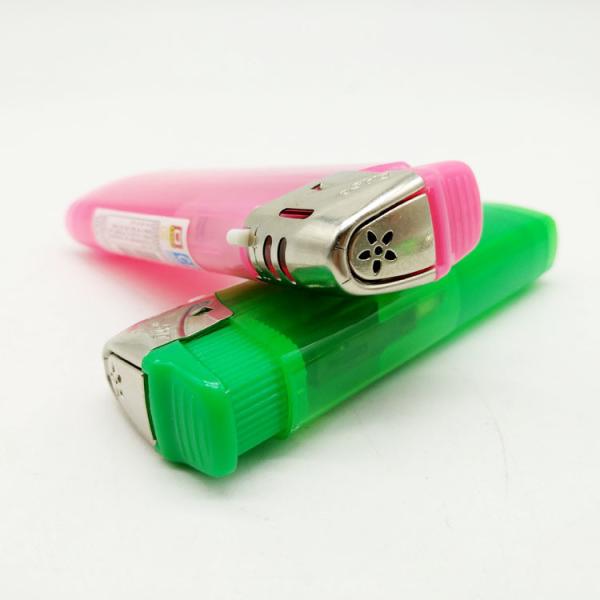 Amostragens US 0.01/Piece Personalização ISO9994 Standard Bulk Flame Windproof Lighter