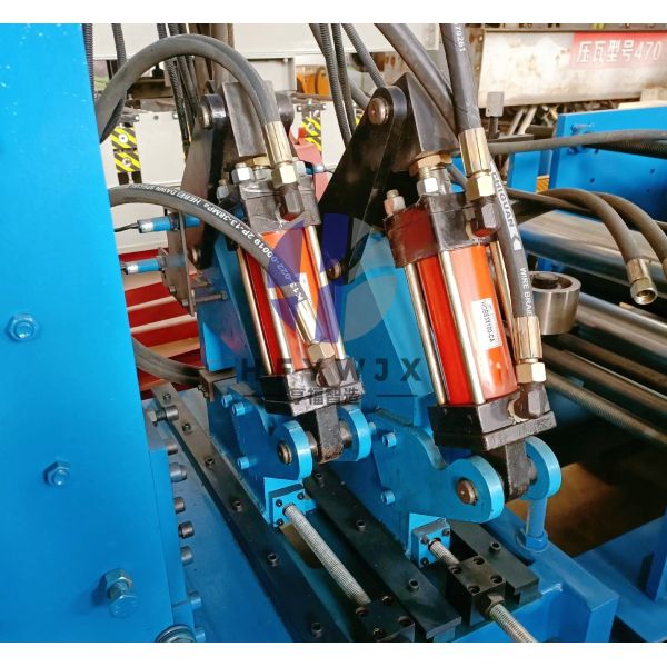 22KW CZ Steel Purlin Roll Forming Machine Compact Design By PLC Control
