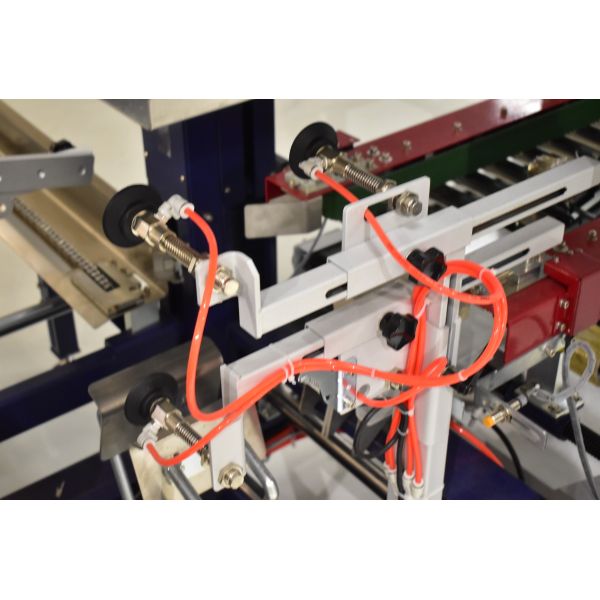 Hipac Automatic Electric Carton Erector Machine with 8-12carton/min Speed for Paper Case Opening and Forming