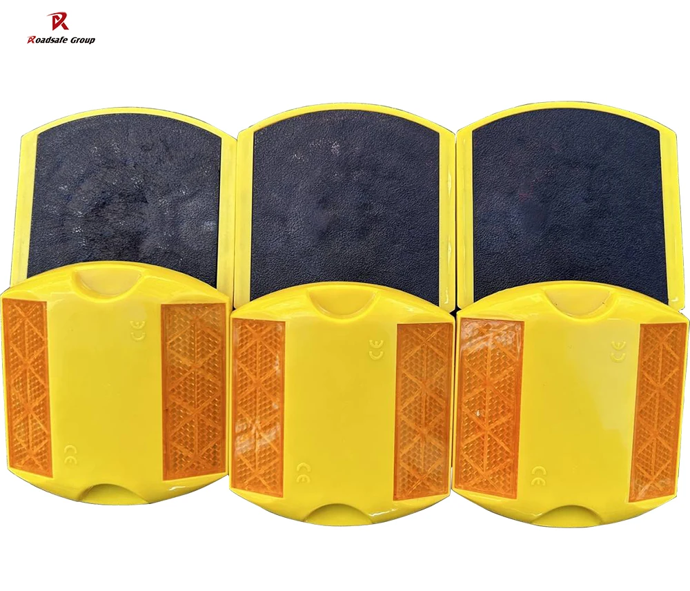 Road Stud for Traffic Safety with Specialized in Road Traffic Safety Facilities and Reflective Material Products