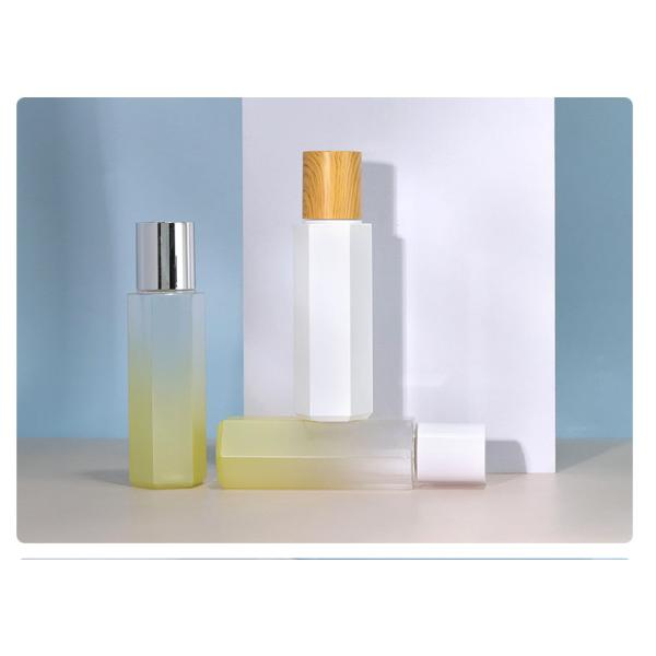 Botellas de cosméticos recargables de PP / acrílico Botella de perfume cuadrada de 100 ml Transparente a medida