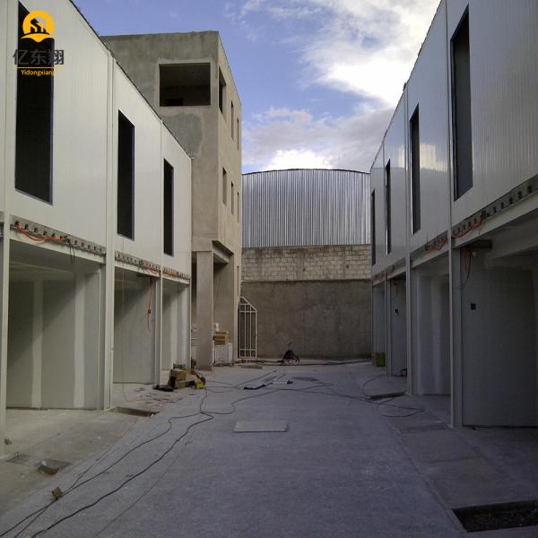 Galvanized Steel Prefabricated Container House with Glass Wool Panels