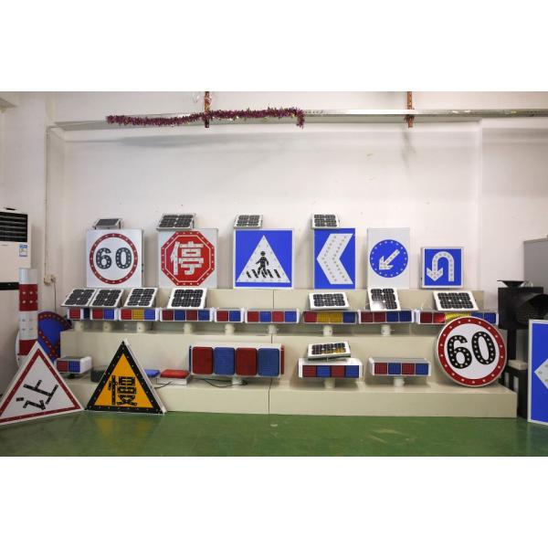 Aluminum 1.2V 600MAH Solar Road Studs Blue Reflective Road Studs