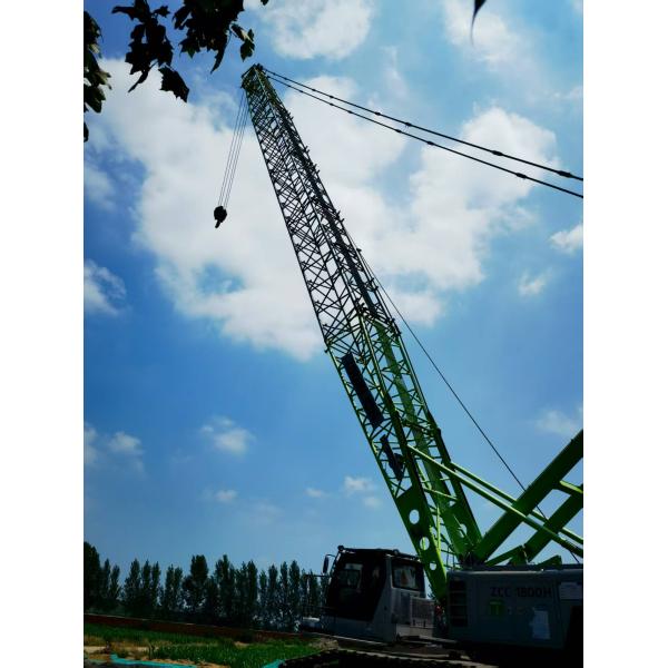 Grúas sobre orugas Zoomlion Modelo ZCC1800 WP10HG336E334 Motor 32m Pluma de elevación