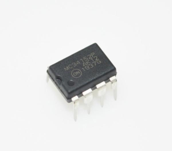MC34152PG Dual MOSFET Driver 1.5A Peak Current 12V-18V Supply 50ns Rise/Fall DIP-8 -40°C to +85°C