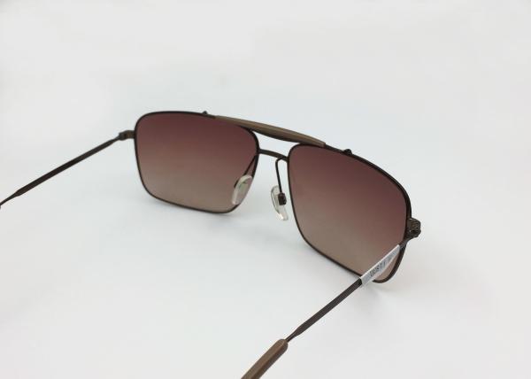 Lightweight  Men's titanium sunglasses Classic sun shader new design 2018