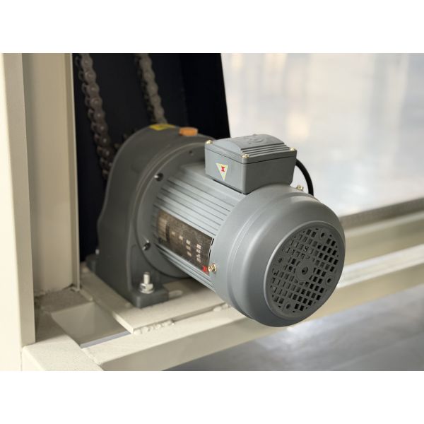 Fully Automatic Conveyor Surface automatic sand blasting machine For Various Workpieces