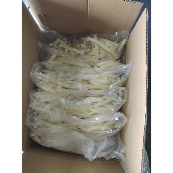 EXPORT Grade A Frozen Straight Cut Fries with 10.00mm X 10.00mm Raw Cut Size and 24 Months Shelf Life