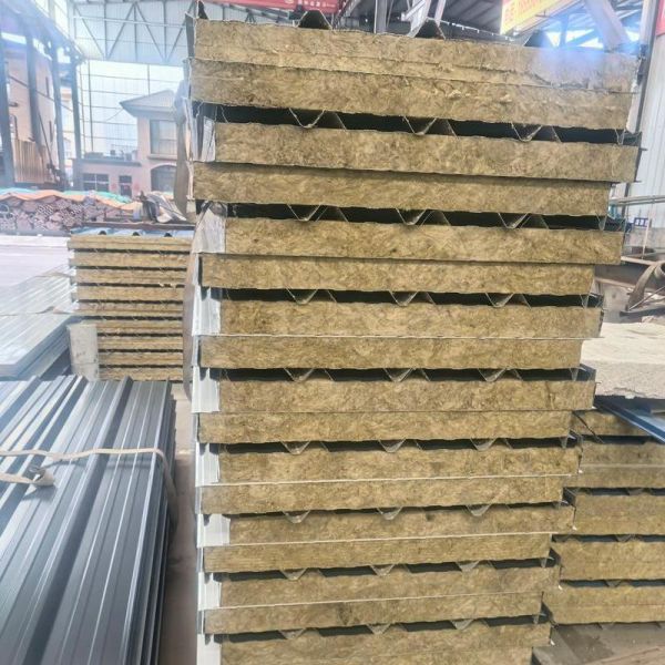 Hydrophobic Rockwool Board with Class A1 Fire Resistance and Temperature Resistance -268℃ to 650℃ for Industrial Applications