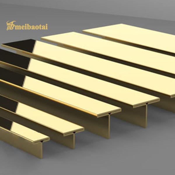 V калибровал покрытое золотое размера отделки T6 x 2048mm внешней нержавеющей стали кафельное