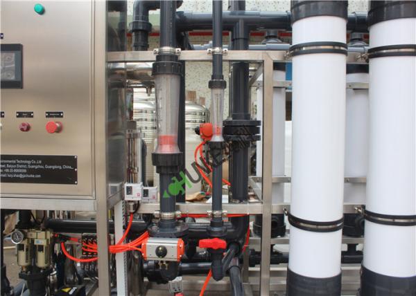 Máquina de aço inoxidável do caso 15T F do tratamento da água para Brunei Darussalam Cutomer