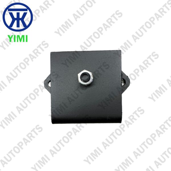Corrosion-resistant e-coated Front Engine Mount with vibration damping for heavy-duty ISUZU FORWARD trucks
