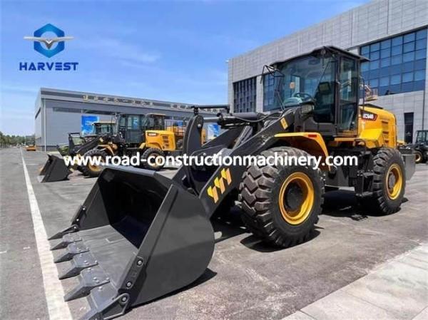 China Nova carregadora de rodas dianteiras de 4 toneladas XC948 com balde de rocha de 2,4 m3