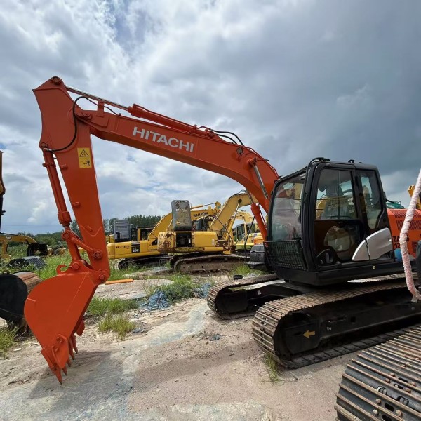 Hitachi ZX130 Heavy Industrial Equipment Used Construction Vehicles Excavator 13 Ton