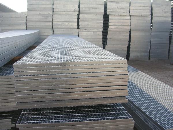 Industrial Steel Grating 25-W-4 Platform