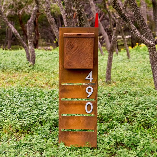 Outdoor Free Standing Corten Steel Garden Art Mailbox Metal Flowers