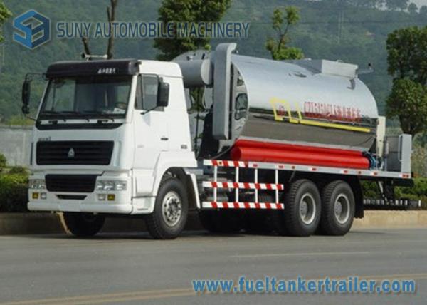 Sinotruck Howo series 6X4 Asphalt Tanker Trailer 10000 L -11000 L 3 Axles 300Hp
