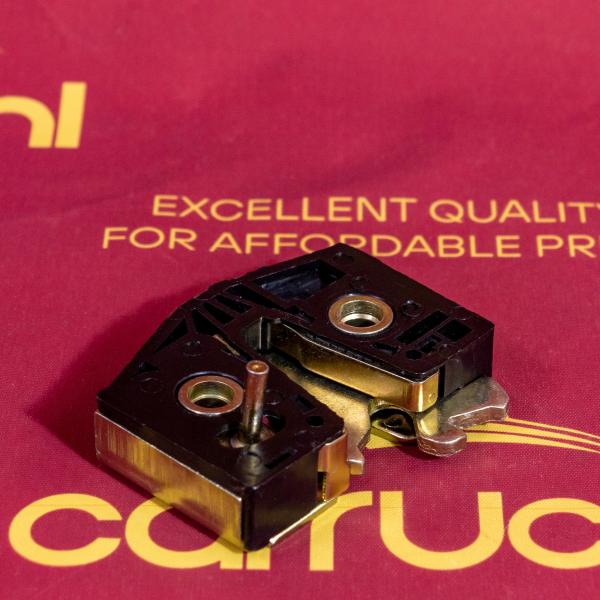 81.62680.6095 FOR SHACMAN spare  parts Lock block