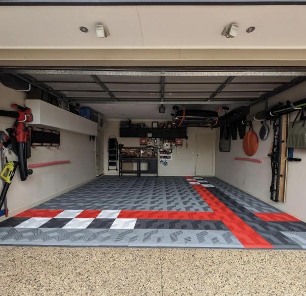 Oil Resistant Plastic Garage Tiles Polypropylene Industrial Interlocking Floor Tiles