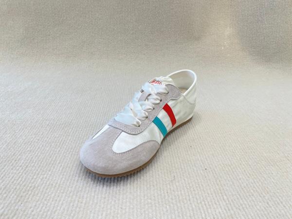 Women fashion sneakers satin shoes lace-up breathable with lace showlace and low cut