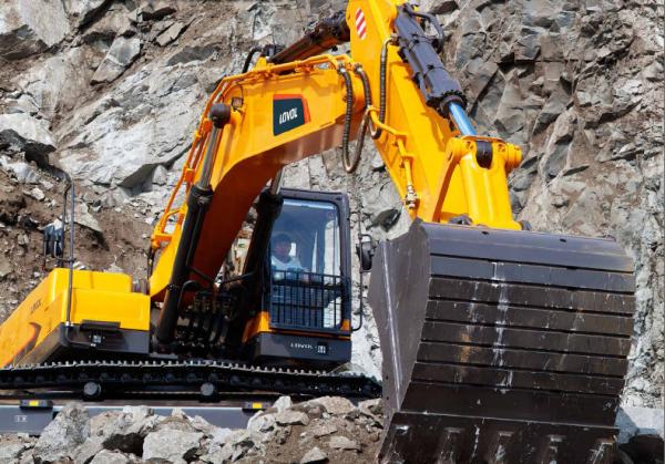 Heavy Duty Hydraulic Crawler Excavator For Mining Stone 2.5cbm 335hp FR480