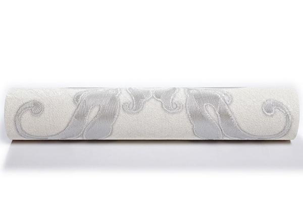 Ivory White Damask Pattern Victorian Wallpaper for Interior Decoration , Anti - static