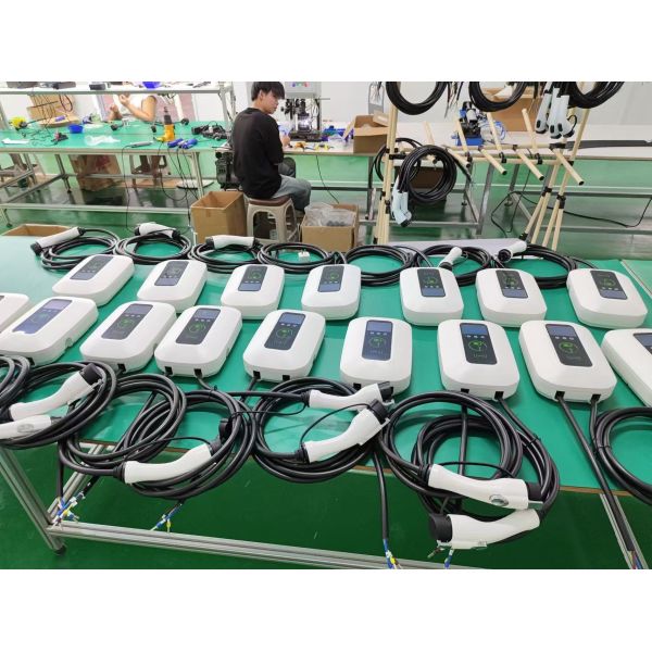 J1772 Type1 Smart Level 2 EV Charger With WiFi APP RFID And OCPP Support
