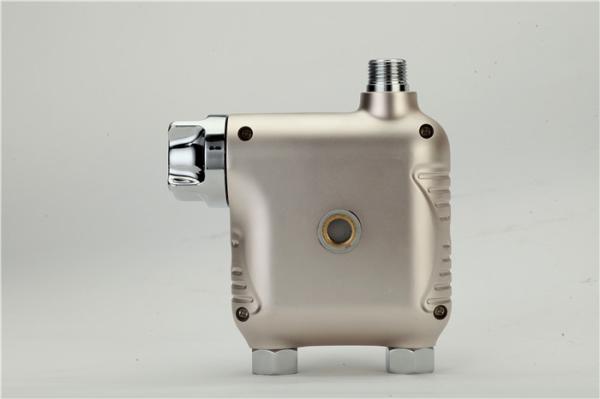1/2 Inch Bathroom Solar Mixing Valve High Precision Control OEM Accepted