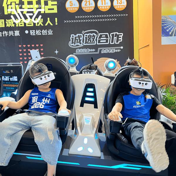 9D VR Cinema Simulator for 5 Players with Dapeng E3-C Headset